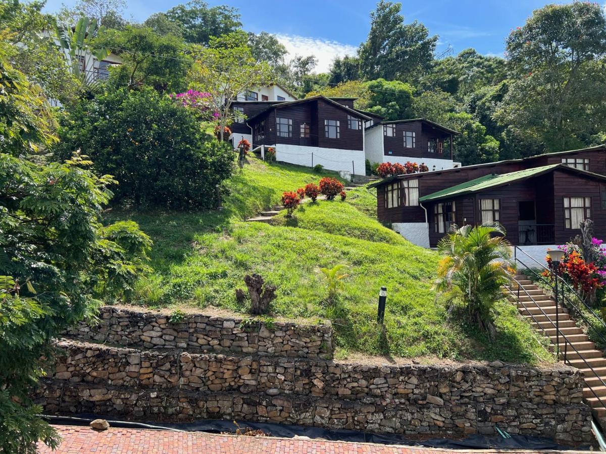 Villeta Resort Hotel Luaran gambar