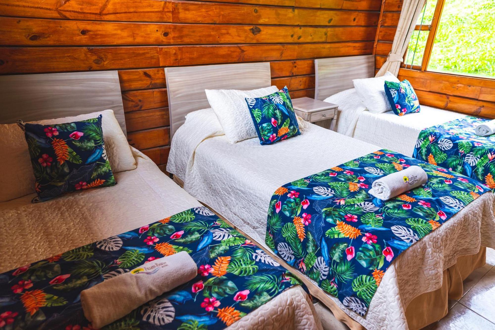 Villeta Resort Hotel Luaran gambar
