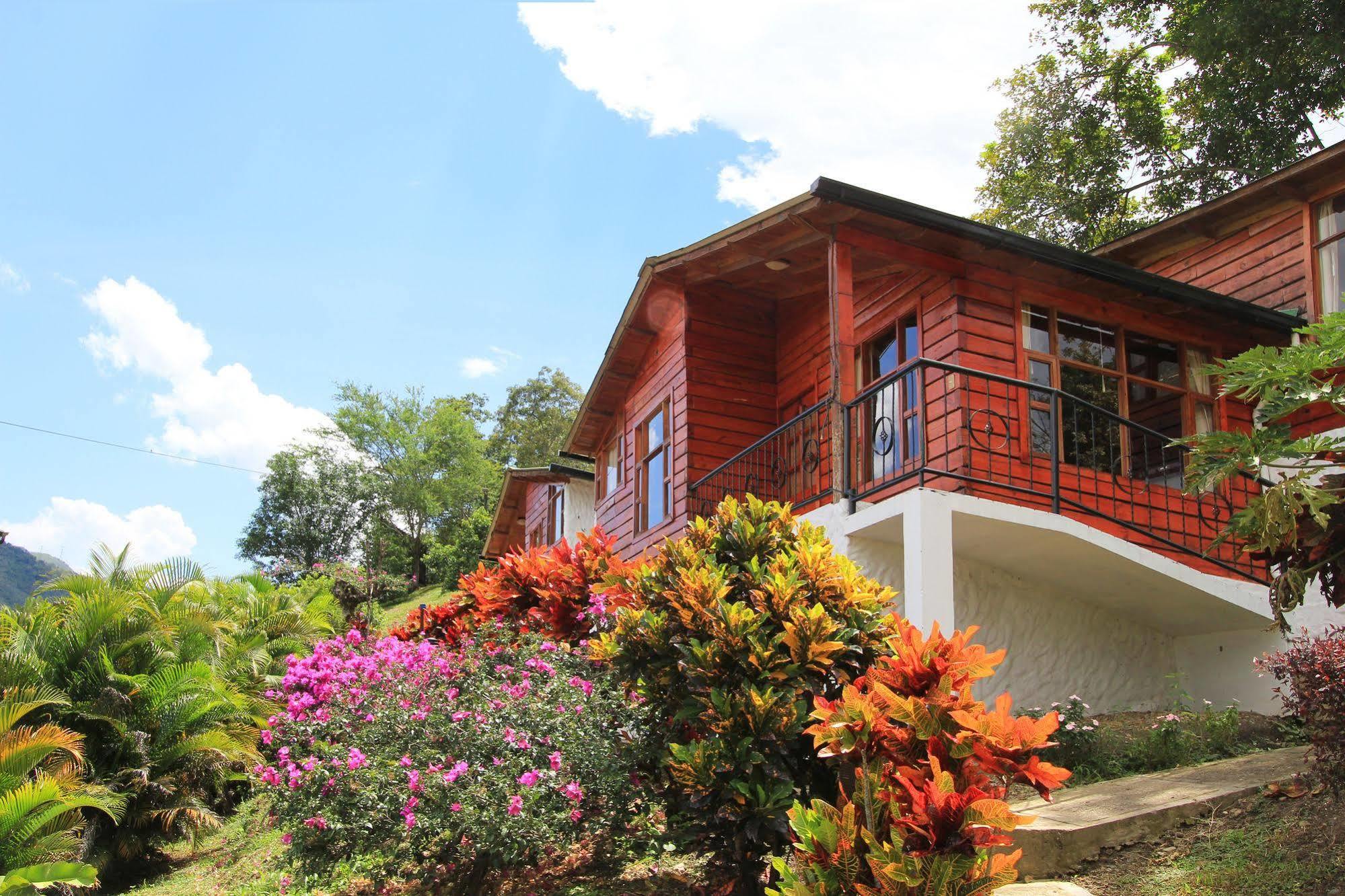 Villeta Resort Hotel Luaran gambar